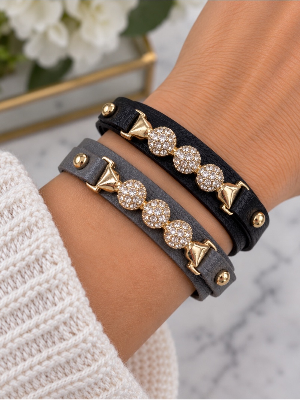 Crystal Spike Cuff Wrap Bracelet (gray)
